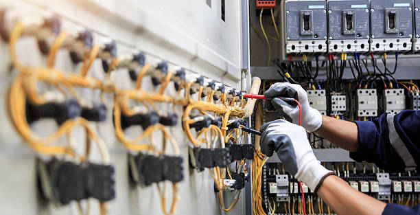 Professional Electrician technician working in Milan, MI